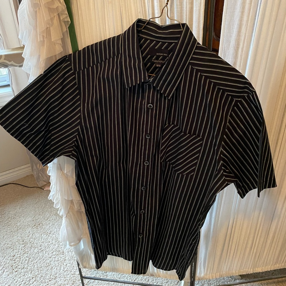 Bongo men’s striped dress shirt